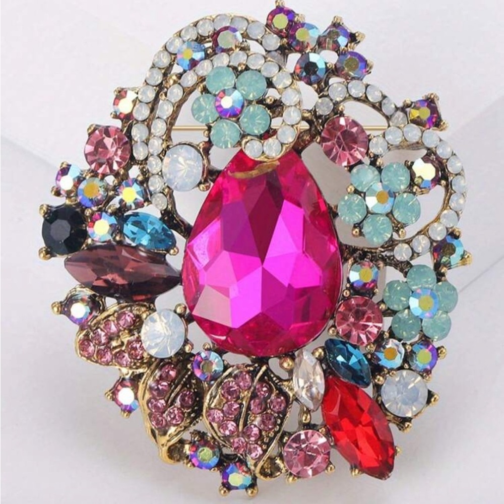 NWOT - Elegant Multicolor Gemstone Brooch